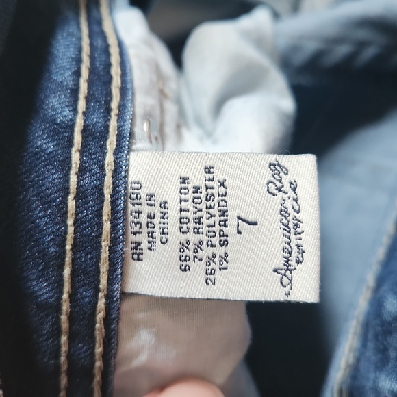 American Rag Jeans - Picture 4 of 4